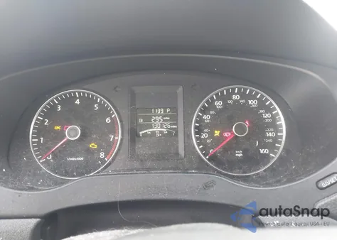 2013 Volkswagen Jetta 2.5L Se z USA, uszkodzony, nr VIN 3VWDX7AJ5DM255448